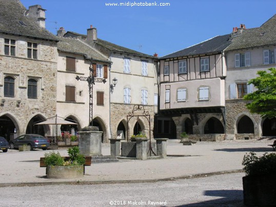 Michel Dintrich - French Guitarist