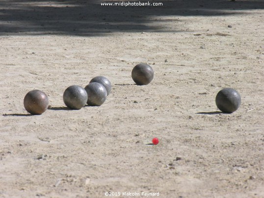 Summer "Pétanque" in Béziers