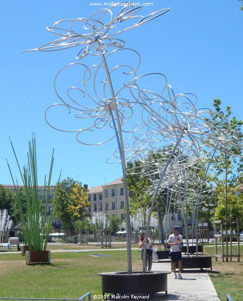 Béziers "Summer Decoraitions" ..........