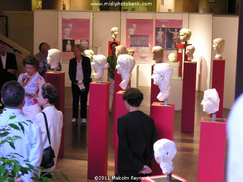 Augustus" and "Alii" - A "Roman Portrait