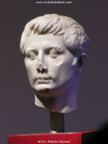Augustus" and "Alii" - A "Roman Portrait